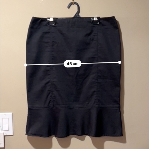 ❗️FREE w/purchase❗️Ricki’s Ladies Size 6 Black Skirt (minor repair needed) - Picture 12 of 14